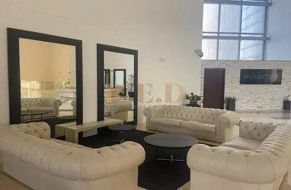 Apartment - 2 Bedrooms - 3 Bathrooms for rent in Sky Gardens - DIFC - Dubai
