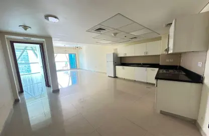 Apartment - 1 Bedroom - 2 Bathrooms for rent in Park Tower B - Park Towers - DIFC - Dubai