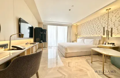 Apartment - Studio - 1 Bathroom for sale in FIVE Palm Jumeirah - Palm Jumeirah - Dubai