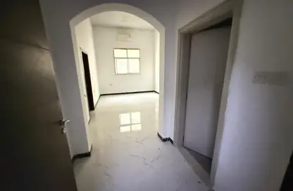 Apartment - 1 Bedroom - 1 Bathroom for rent in Al Mowaihat 3 - Al Mowaihat - Ajman