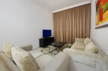 شقة - غرفة نوم - 2 حمامات للايجار في كابيتال باي 1 - كابيتال باي - الخليج التجاري - دبي