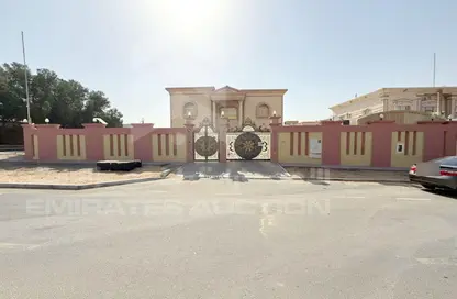 فيلا - 6 غرف نوم - 4 حمامات للبيع في الورقاء 3 - الورقاء - دبي