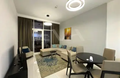 شقة - 2 غرف نوم - 2 حمامات للايجار في تاور 108‎ - منطقة 18 - قرية الجميرا سركل - دبي