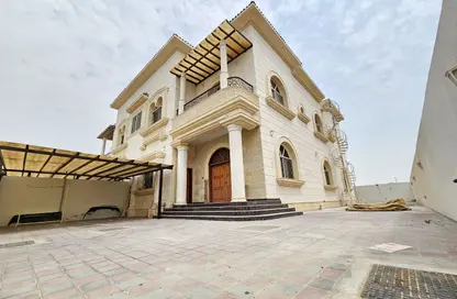 Villa - 5 Bedrooms - 7 Bathrooms for rent in Hoshi 1 - Hoshi - Al Badie - Sharjah