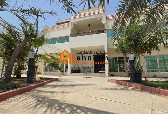 14203000 - Property Image 2