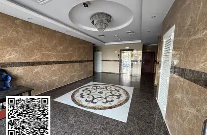 عمارة بالكامل - 8 غرف نوم - 8 حمامات للبيع في الراشدية 2 - الراشدية - عجمان