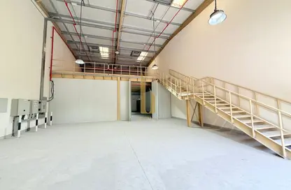 Warehouse - Studio - 1 Bathroom for rent in Jebel Ali Industrial 1 - Jebel Ali Industrial - Jebel Ali - Dubai