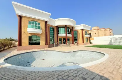 Villa - 6 Bedrooms - 7 Bathrooms for rent in Al Safa 2 - Al Safa - Dubai