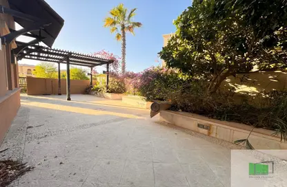 Apartment - 2 Bedrooms - 3 Bathrooms for rent in Saadiyat Beach Residences - Saadiyat Beach - Saadiyat Island - Abu Dhabi