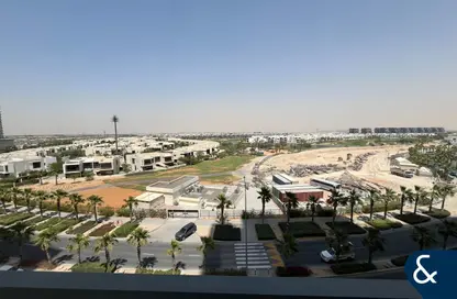Apartment - 2 Bedrooms - 2 Bathrooms for sale in Golf Gate - DAMAC Hills - Dubai