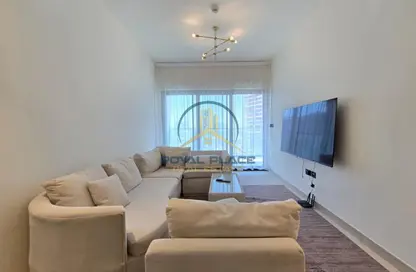 Apartment - 3 Bedrooms - 2 Bathrooms for rent in Binghatti Creek - Al Jaddaf - Dubai