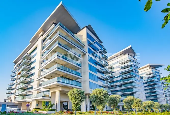 Apartment - 2 Bedrooms - 3 Bathrooms for sale in Mayan 5 - Mayan - Yas Island - Abu Dhabi