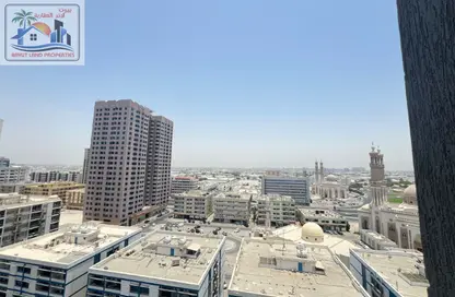 Apartment - 1 Bedroom - 2 Bathrooms for rent in Jamal Abdul Nasser Street - Al Majaz - Sharjah