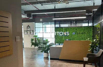 Office Space - Studio for rent in Marina Plaza - Dubai Marina - Dubai