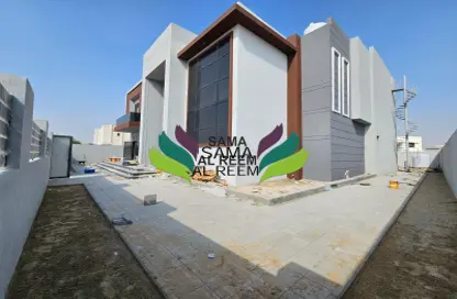 Villa - 6 Bedrooms - 7 Bathrooms for rent in Al Aweer 1 - Al Aweer - Dubai