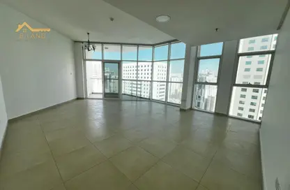 Apartment - 3 Bedrooms - 4 Bathrooms for rent in Al Mamzar - Al Mamzar - Sharjah - Sharjah