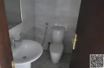 Apartment - 1 Bedroom - 2 Bathrooms for rent in Al Rumailah building - Al Rumailah 2 - Al Rumaila - Ajman
