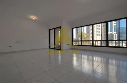 Empty Room image for: Apartment - 3 Bedrooms - 3 Bathrooms for rent in UBL Tower - Khalifa Street - Abu Dhabi, Image 1