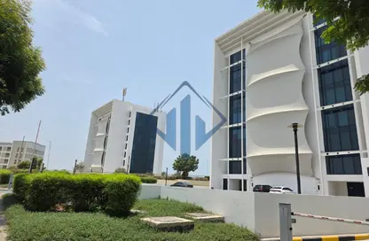 دوبلكس - 3 غرف نوم - 4 حمامات للايجار في 20B البحيرة - لاجون - ميناء العرب - راس الخيمة - رأس الخيمة