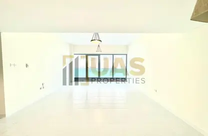 Apartment - 2 Bedrooms - 2 Bathrooms for rent in Zabeel Tower - Sheikh Zayed Road - Dubai