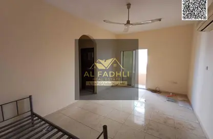 شقة - 2 غرف نوم - 2 حمامات للايجار في فلل الروضة 2 - 2  الروضة - الروضة - عجمان شقة - 2 غرف نوم - 2 حمامات للايجار في فلل الروضة 2 - 2  الروضة - الروضة - عجمان