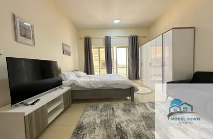 Apartment - Studio - 1 Bathroom for rent in Khalifa City A Villas - Khalifa City A - Khalifa City - Abu Dhabi