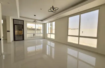 Villa - 5 Bedrooms - 7 Bathrooms for rent in Hoshi - Al Badie - Sharjah
