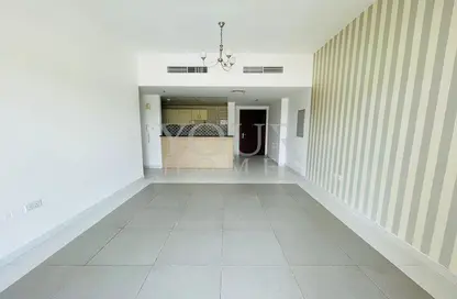 Apartment - 1 Bedroom - 2 Bathrooms for rent in Sandhurst House - Jumeirah Village Circle - Dubai