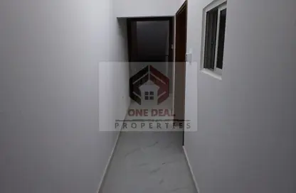 Apartment - 1 Bedroom - 1 Bathroom for rent in Al Jaheli - Al Ain