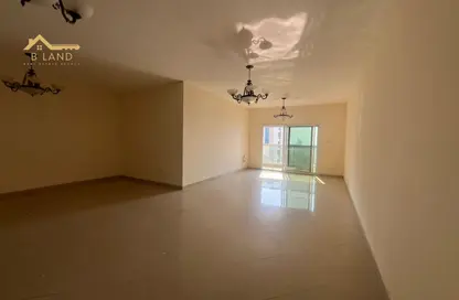 شقة - 3 غرف نوم - 4 حمامات للايجار في المجاز 3 - المجاز - الشارقة شقة - 3 غرف نوم - 4 حمامات للايجار في المجاز 3 - المجاز - الشارقة