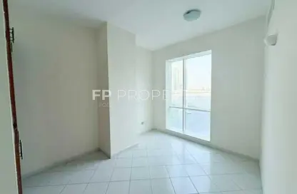 Apartment - 1 Bedroom - 2 Bathrooms for sale in Hub Canal 1 - Hub-Golf Towers - Dubai Sports City - Dubai