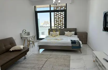 Apartment - 1 Bathroom for rent in Serenity Lakes 5 - Jumeirah Village Circle - Dubai