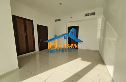 Apartment - 3 Bedrooms - 4 Bathrooms for rent in Al Mamzar - Al Mamzar - Sharjah - Sharjah