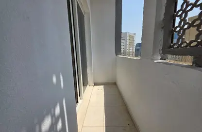 شقة - غرفة نوم - 2 حمامات للايجار في الحفيت تاور 6 - النهدة - الشارقة