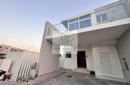 Townhouse - 3 Bedrooms - 3 Bathrooms for rent in Albizia - Damac Hills 2 - Dubai Townhouse - 3 Bedrooms - 3 Bathrooms for rent in Albizia - Damac Hills 2 - Dubai