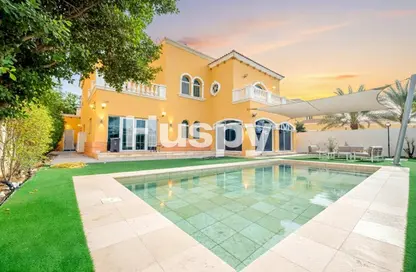 فيلا - 5 غرف نوم - 6 حمامات للايجار في التراث - جميرا بارك - دبي