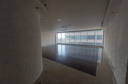 مكتب - استوديو للايجار في المينا - دبي