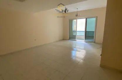 شقة - 2 غرف نوم - 2 حمامات للايجار في شارع التعاون الجديد - التعاون - الشارقة شقة - 2 غرف نوم - 2 حمامات للايجار في شارع التعاون الجديد - التعاون - الشارقة