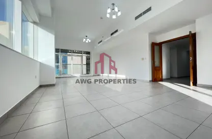 شقة - 3 غرف نوم - 5 حمامات للايجار في بلو تاور - شارع الشيخ زايد - دبي شقة - 3 غرف نوم - 5 حمامات للايجار في بلو تاور - شارع الشيخ زايد - دبي