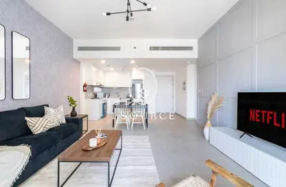 Apartment - 1 Bedroom - 1 Bathroom for sale in Lamtara 3 - Madinat Jumeirah Living - Umm Suqeim - Dubai
