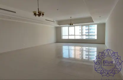 Apartment - 4 Bedrooms - 5 Bathrooms for rent in Riviera Tower - Al Khan Corniche - Al Khan - Sharjah