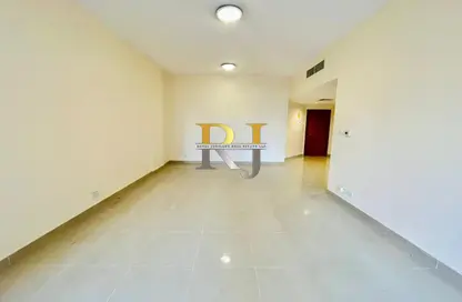 Apartment - 4 Bedrooms - 4 Bathrooms for rent in Golden Sands 9 - Mankhool - Bur Dubai - Dubai Apartment - 4 Bedrooms - 4 Bathrooms for rent in Golden Sands 9 - Mankhool - Bur Dubai - Dubai