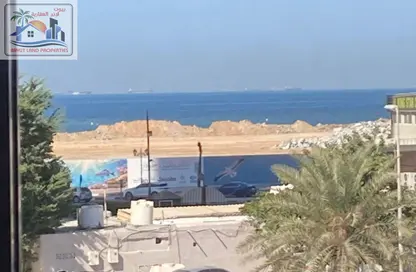 Apartment - Studio - 1 Bathroom for rent in Cornish Tower - Al Rumaila - Ajman