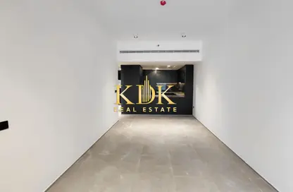 شقة - غرفة نوم - 2 حمامات للايجار في مبني س ه 1 - منطقة 14 - قرية جميرا الدائرية - دبي