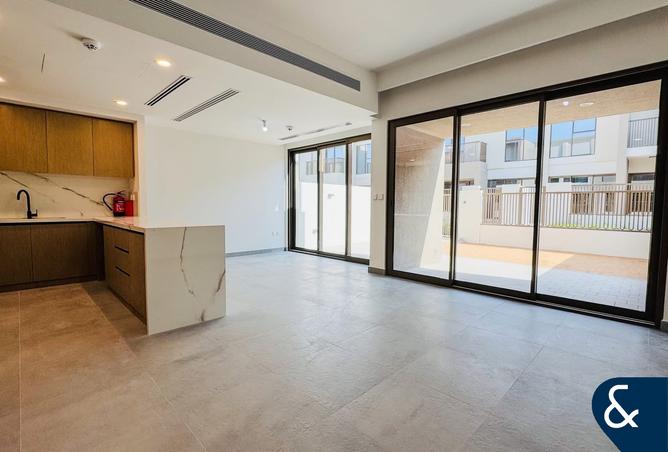 15180180 - Property Image 3