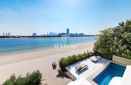 Villa - 5 Bedrooms - 6 Bathrooms for rent in Garden Homes Frond C - Garden Homes - Palm Jumeirah - Dubai