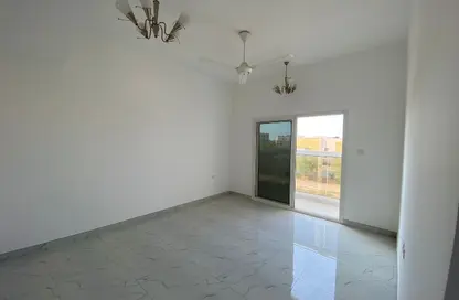 شقة - غرفة نوم - 2 حمامات للايجار في 2 المويهات - المويهات - عجمان شقة - غرفة نوم - 2 حمامات للايجار في 2 المويهات - المويهات - عجمان