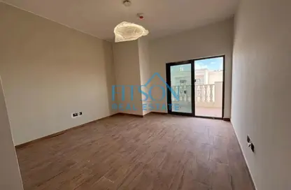 شقة - 2 غرف نوم - 3 حمامات للايجار في مساكن نادين 2 - مساكن نادين - الفرجان - دبي
