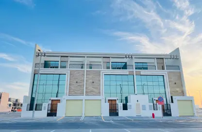 Villa - 5 Bedrooms - 7 Bathrooms for rent in Mohamed Bin Zayed Centre - Mohamed Bin Zayed City - Abu Dhabi