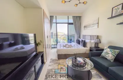 Living Room image for: Apartment - 1 Bathroom for rent in AZIZI Riviera 29 - Meydan One - Meydan - Dubai, Image 1